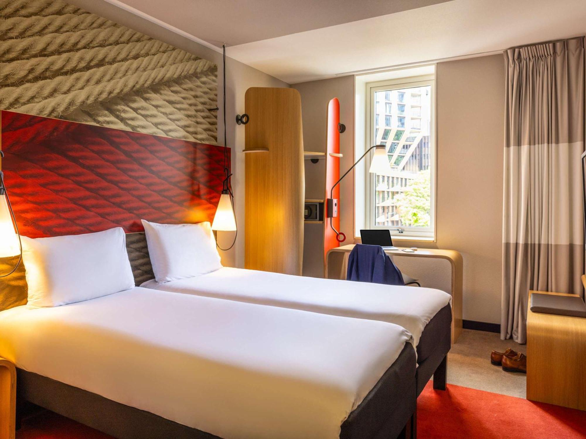 Ibis Rotterdam City Centre Esterno foto