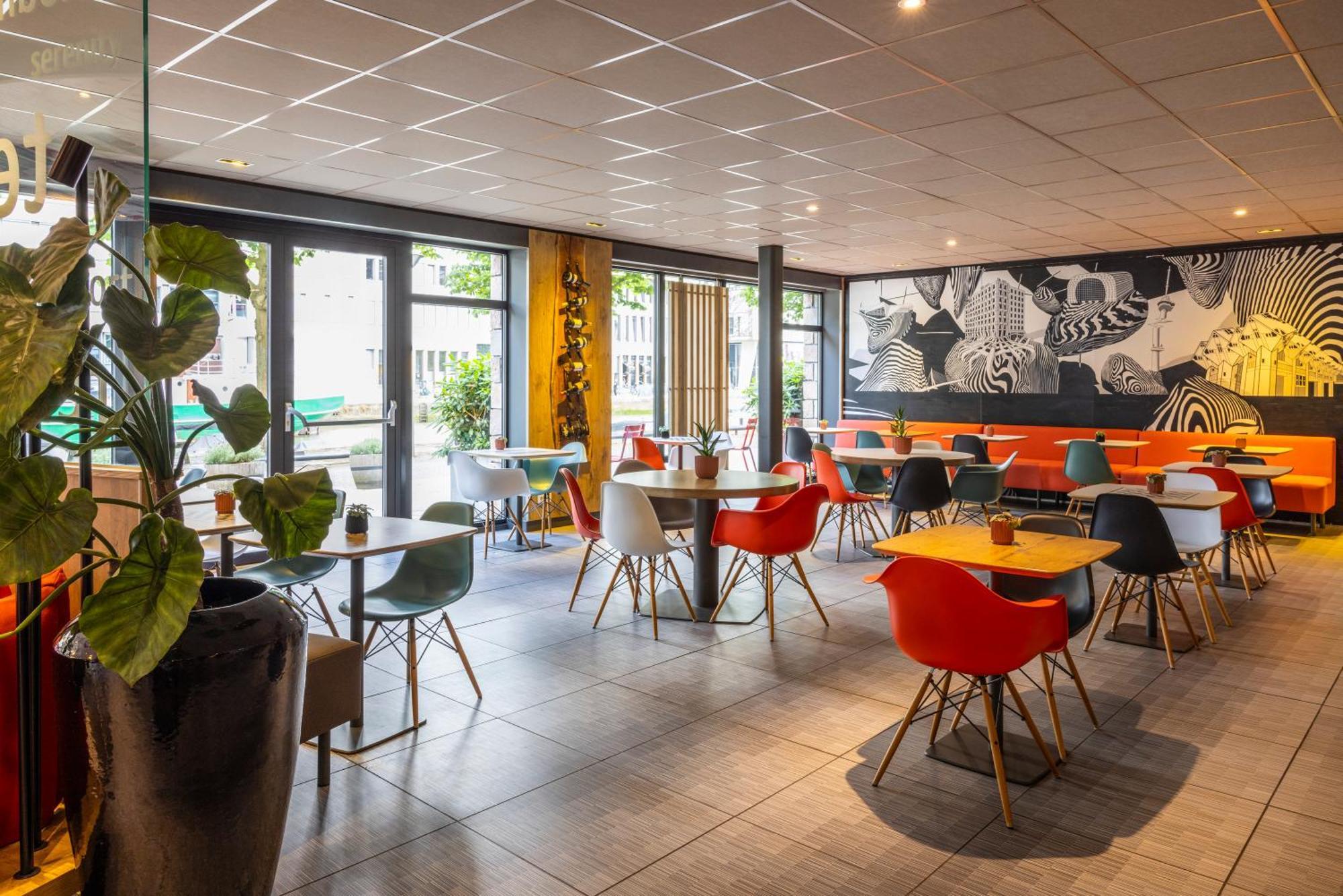 Ibis Rotterdam City Centre Esterno foto