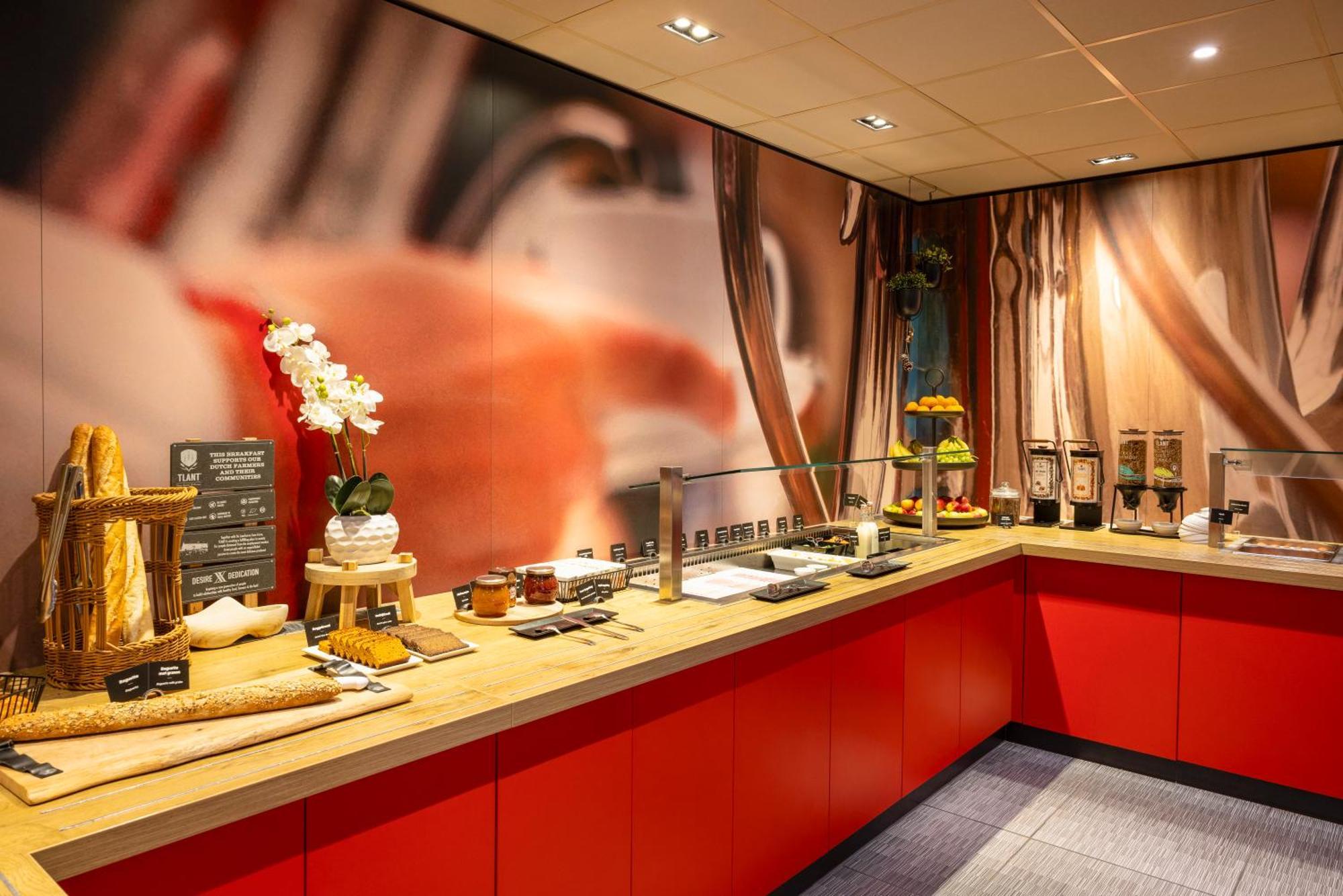 Ibis Rotterdam City Centre Esterno foto