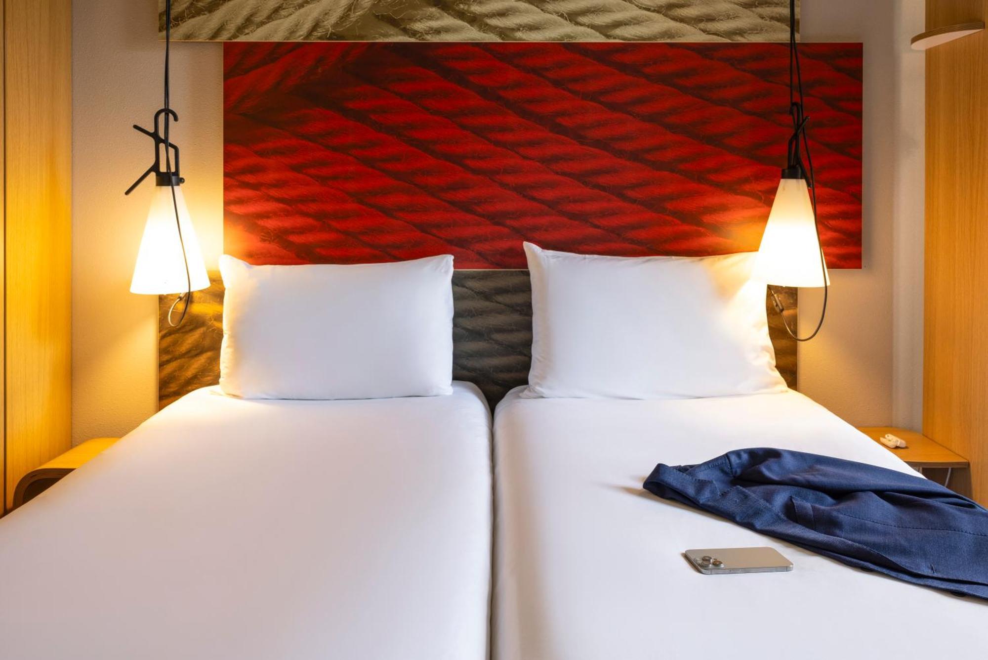 Ibis Rotterdam City Centre Esterno foto