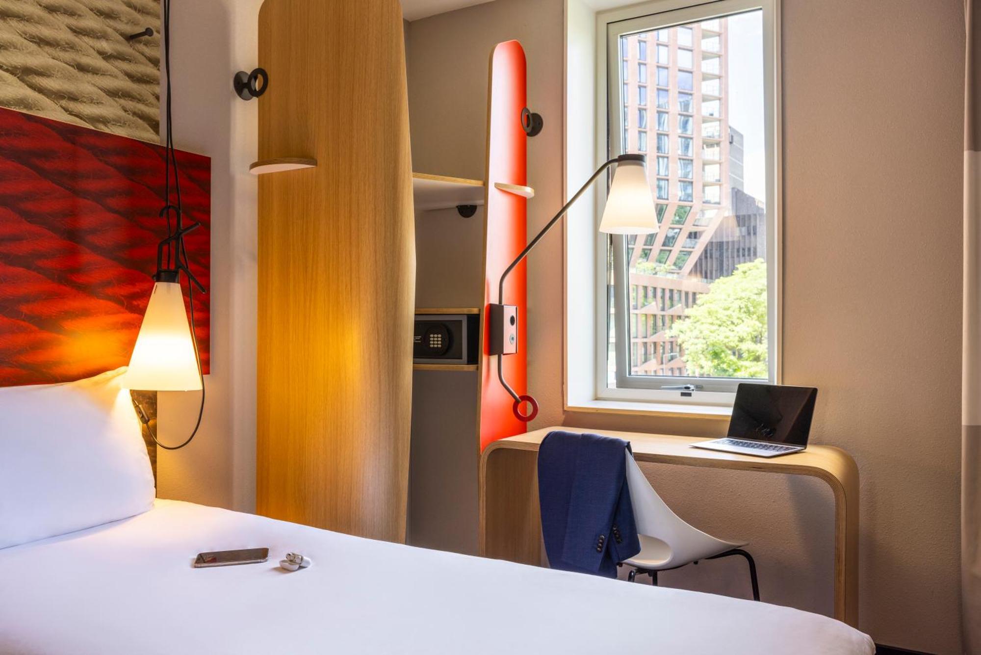 Ibis Rotterdam City Centre Esterno foto