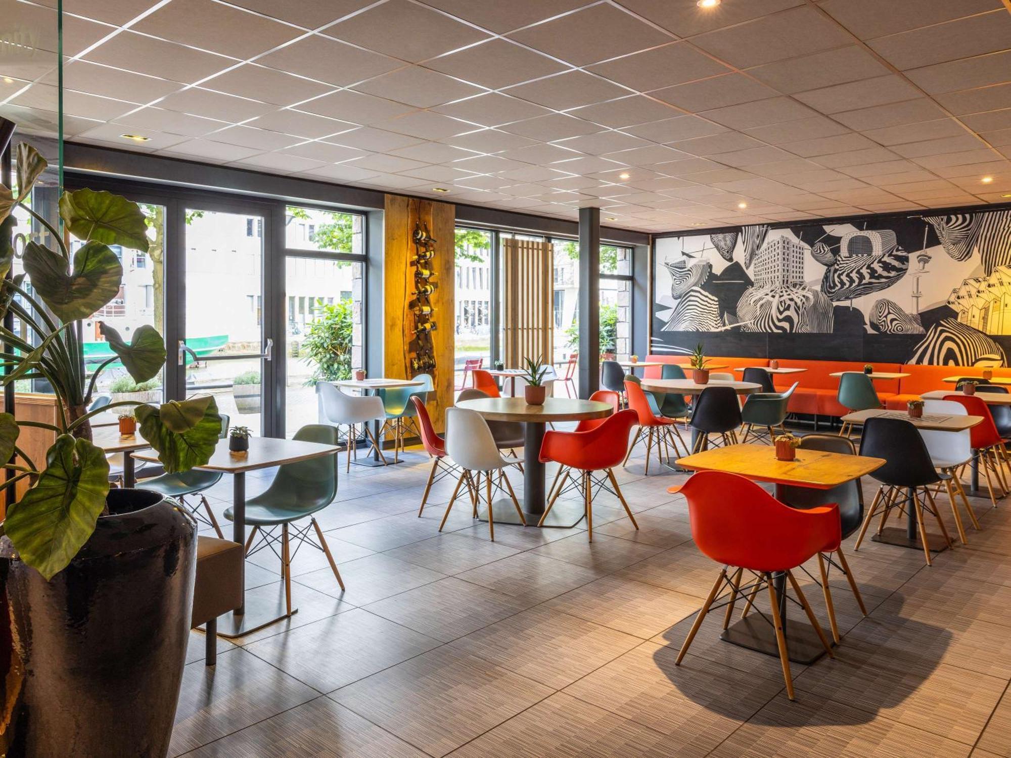Ibis Rotterdam City Centre Esterno foto